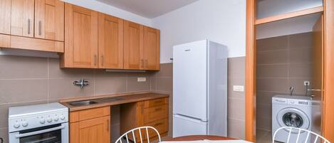 Apartment (A1) | Private kitchen | Fridge, microwave, oven, espresso maker