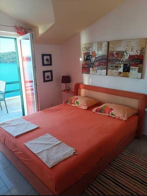 Apartment (A4)