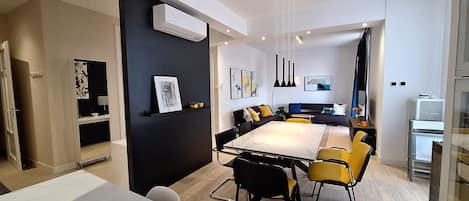 Apartment (A3) | Dining