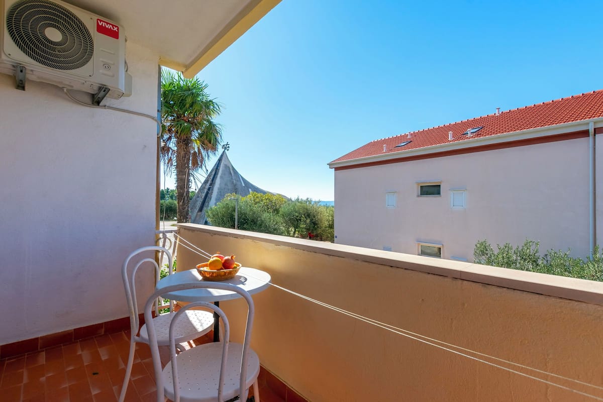 Apartment (A3) | Balcony