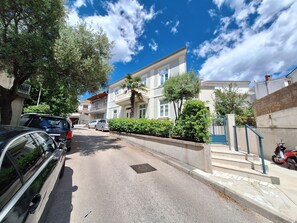 Building design - Apartments Blue (Crikvenica)