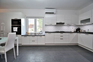 Private kitchen - House Villa Lili (Zminj)