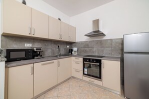 Apartment (A1) | Private kitchen - Apartments I&M (Lopar)