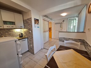 Studio (A2) | Private kitchen - Apartments Dalia (Crikvenica)