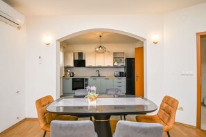 公寓 (A1) | 用餐