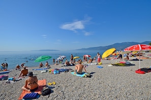Beach - Apartment Flower (Rijeka)