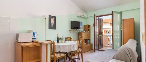 Apartment (A1) | Living room