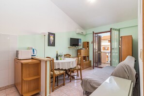 Apartment (A1) | Living room - Apartment Buic (Pula)