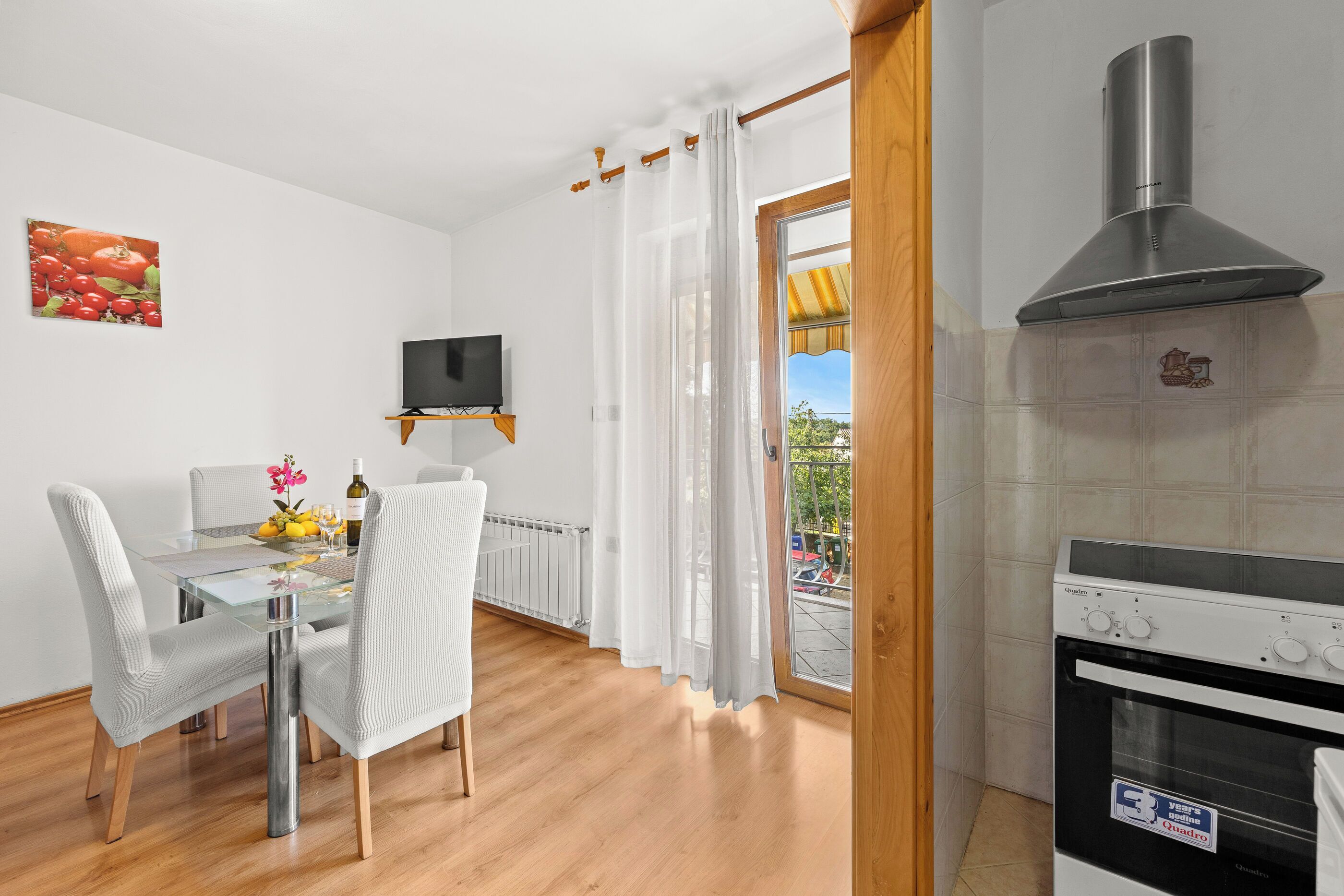 อพาร์ทเมนท์ (A1) | ครัวส่วนตัว | ตู้เย็น, เตาอบ, เตาประกอบอาหาร, เครื่องล้างจาน