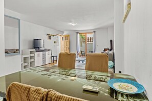 Apartment (A1) | Living room - Apartment Tin (Medulin)