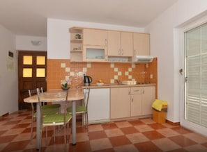 Apartment (A4) | Dining - Apartments Kovami (Podgora)