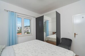 Apartment (A1) | Free WiFi - Apartments Jadranka (Sibenik)