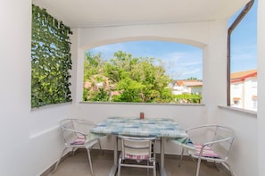 Apartment (A4) | Outdoor dining - Apartments Mirjana (Nin)