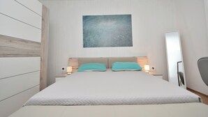 Iron/ironing board, free WiFi - Apartment Martelina (Marcana)