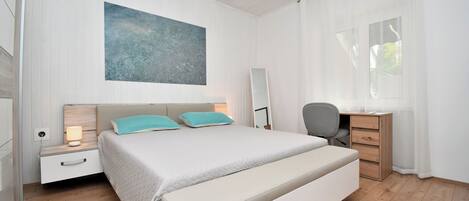 Apartment (A1) | Bügeleisen/Bügelbrett, kostenlose Babybetten, kostenloses WLAN