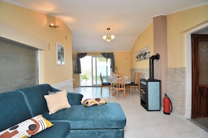Apartment (A1) | Living room