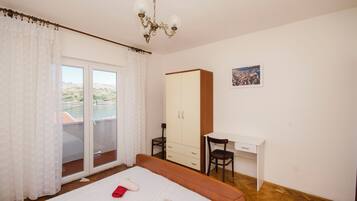 Apartment (A2) | Water view
