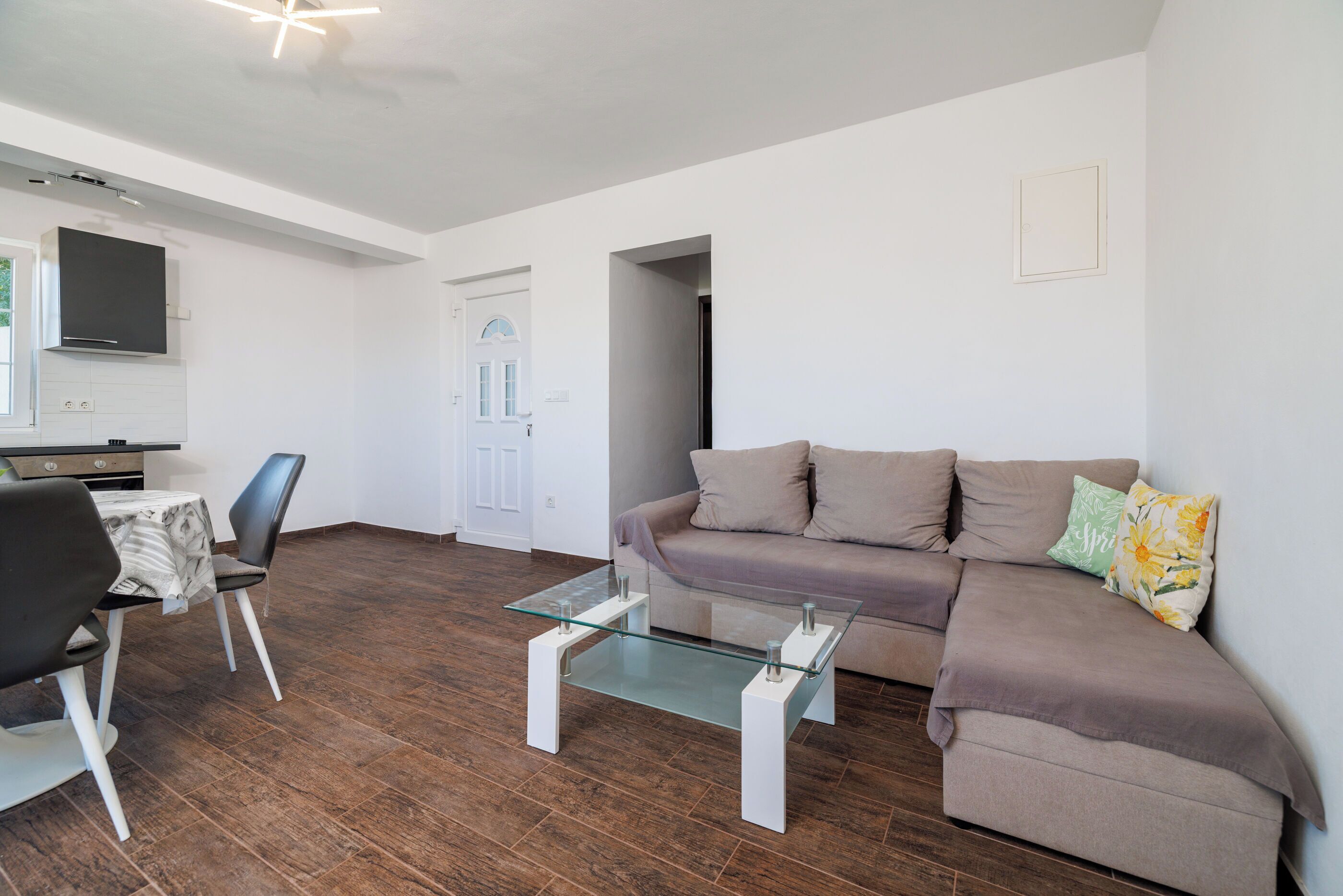 غرفة المعيشة