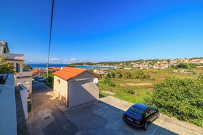 Vista al agua