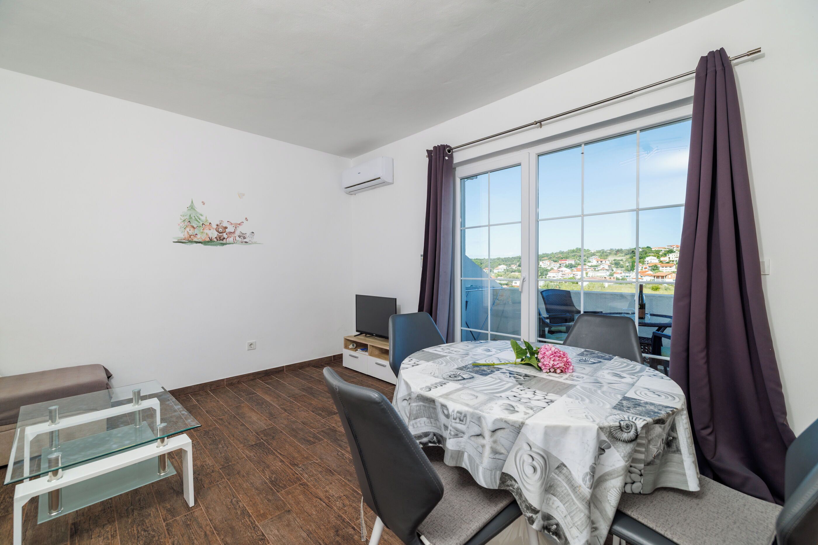 Apartment (A1) | Living room