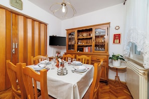 Kühlschrank, Ofen, Herdplatte, Geschirrspüler