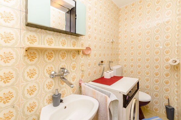 Phòng tắm