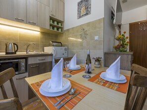 Studio (A1) | Private kitchen - Apartment Sunny Studio (Crikvenica)