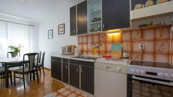 Apartment (A1) | Private kitchen