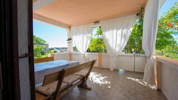 Apartment (A1) | Terrace/patio