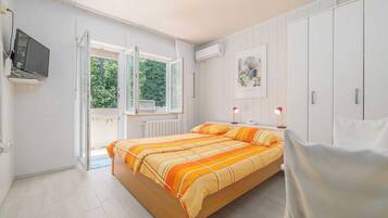 Apartment (A1)