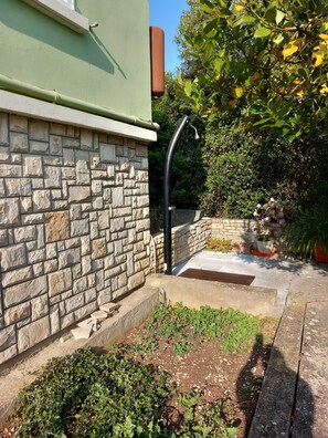 Exterior detail - House Garma (Blato)