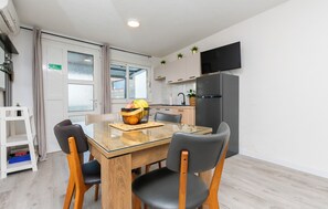 Apartment (A1) | Dining - Apartment Golubinka (Dugi Rat)