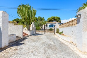 Property grounds - Villa Venus - Plusholidays (Calpe)