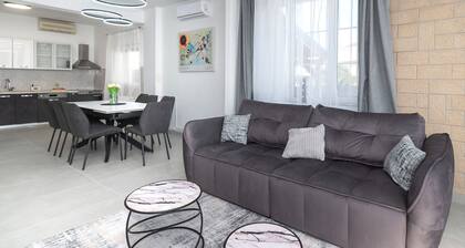 House Villa Luni