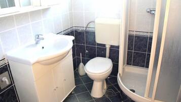 Apartment (A1) | Bathroom | Towels