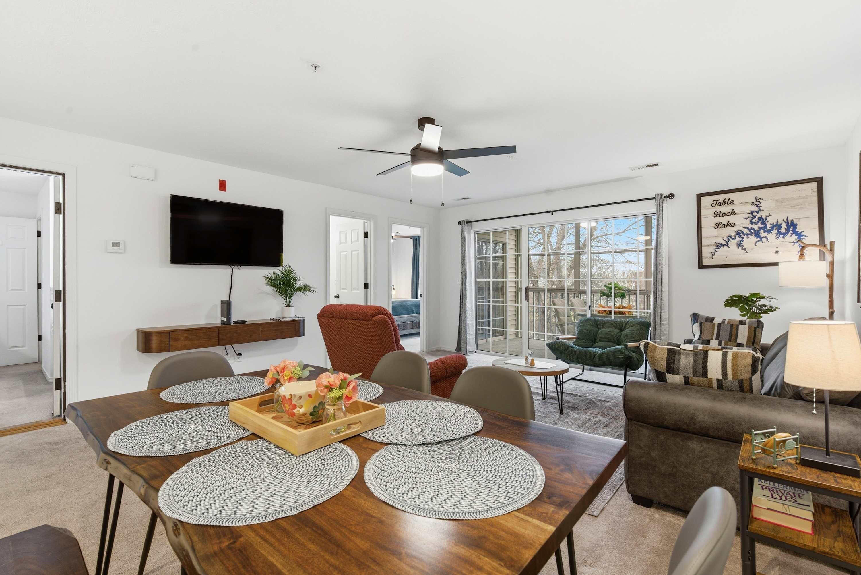 Huoneisto, useita sänkyjä, parveke (Modern Fishing Lodge) | Sisätilat