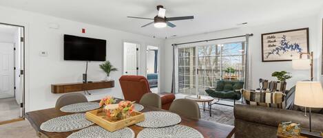 Appart'hôtel, plusieurs lits, balcon (Modern Fishing Lodge) | Intérieur