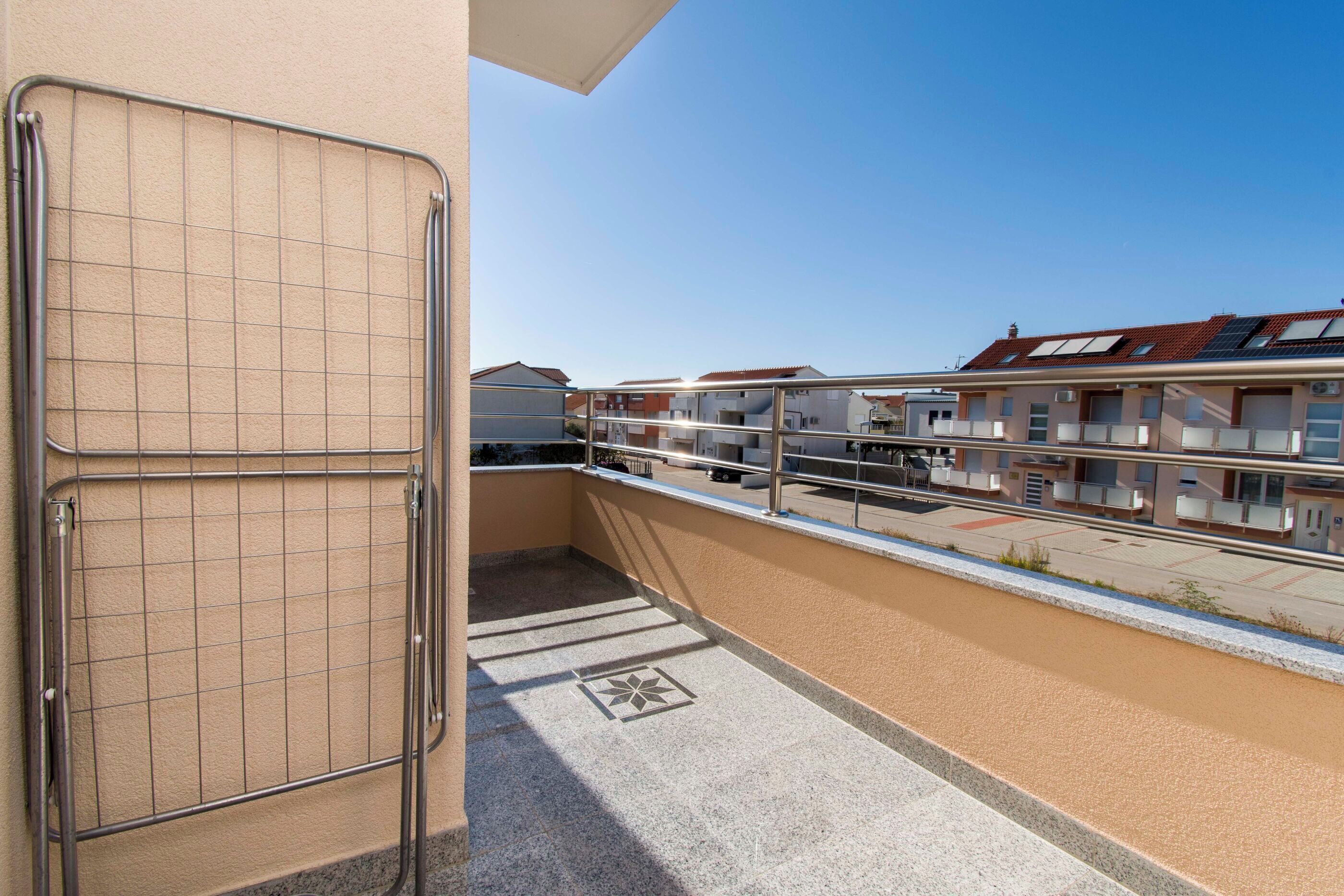 Apartment (A2) | Balkon