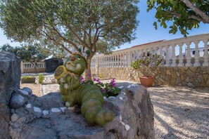 Courtyard - Apartments Milenko (Vodice)