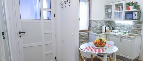 Apartment (A1) | Private kitchen