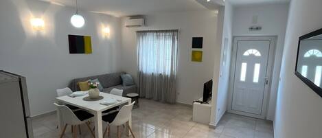 아파트 (A1) | 다이닝