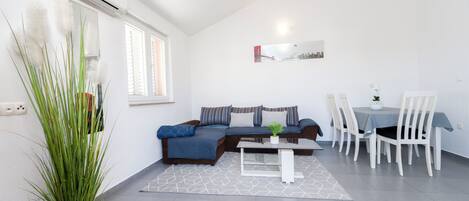 Apartment (A1) | Living room