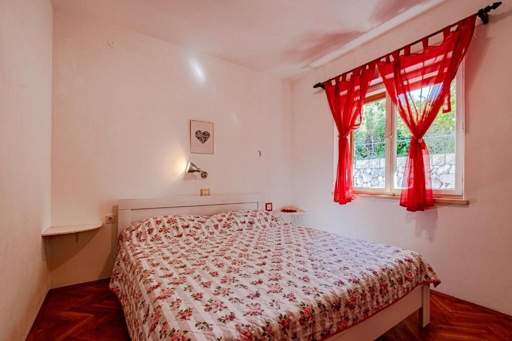 Apartment (A1)