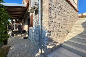 Exterior - Apartments Matosic (Omisalj)