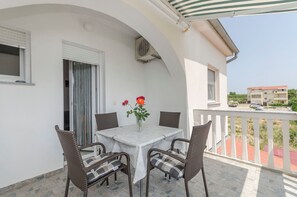 Apartment (A2) | Terrace/patio