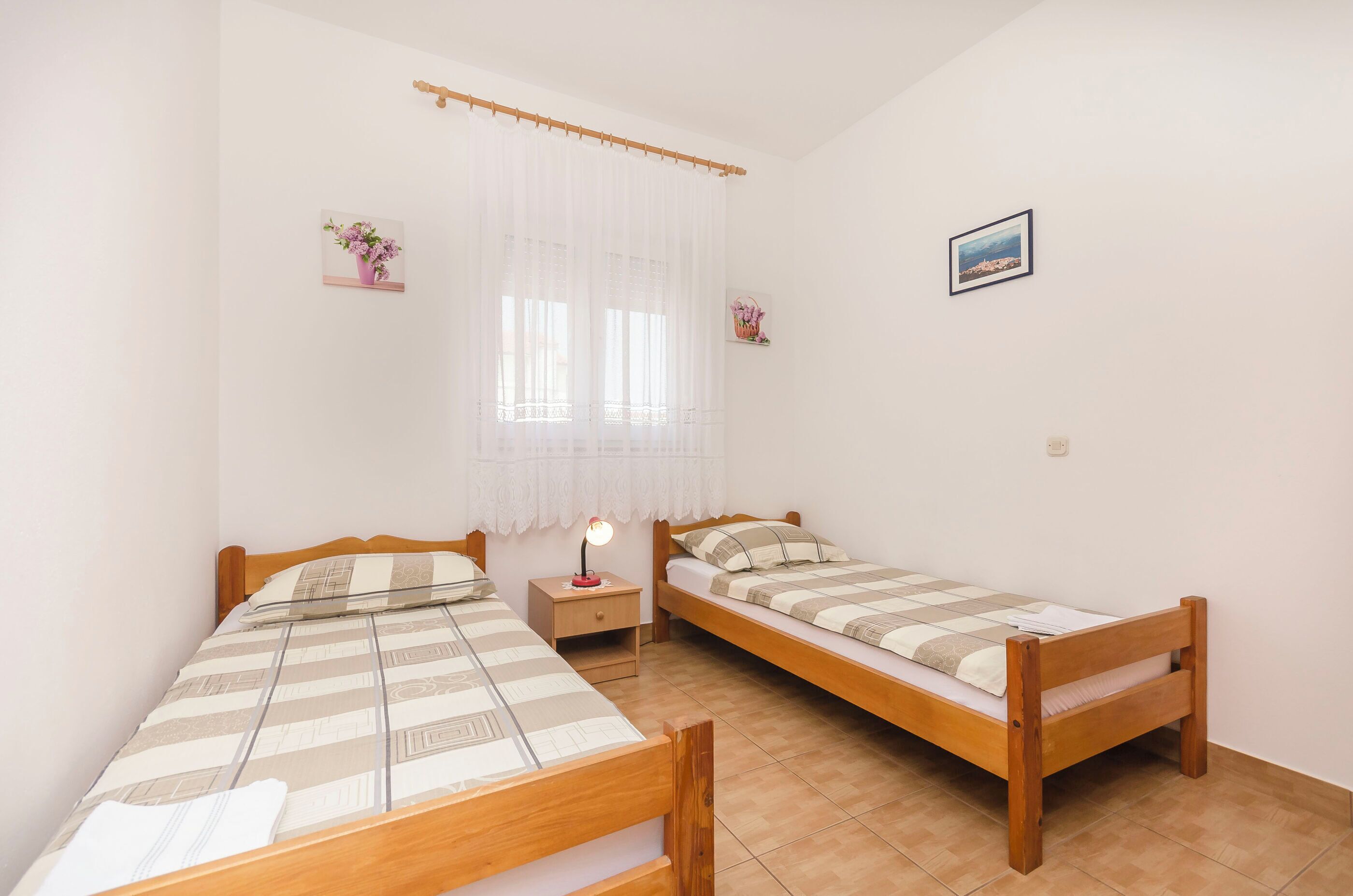 Apartment (A2)