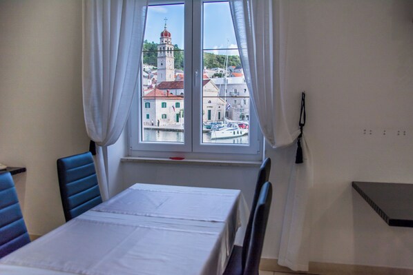 Dining - Rooms Blanc (Pucisca)