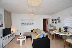 House | Living room - House Velebit by the sea (Senj)