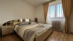 Appartement (A1) | Fer et planche à repasser, accès au Wi-Fi (inclus)