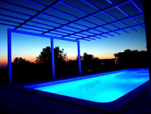 Outdoor pool, pool umbrellas - House Villa Korcula (Vela Luka)